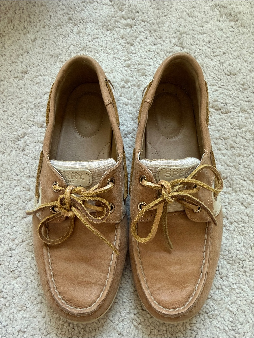 Sperry women’s Light Brown Suede Boat Shoes